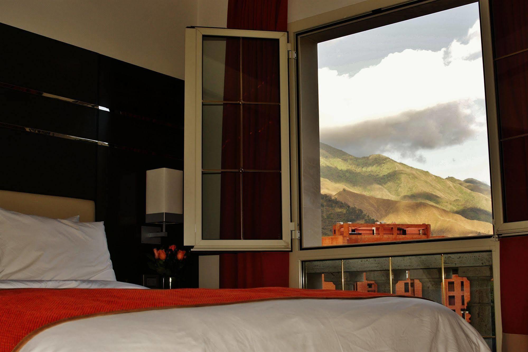 Hotel Altamira Village Caracas Dış mekan fotoğraf